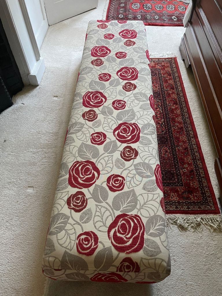 Beautiful, as new, footstool. 