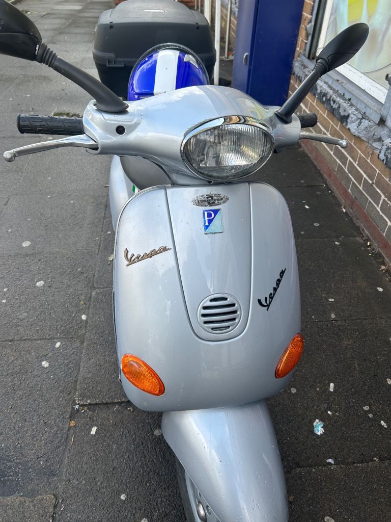 Piaggio, VESPA, 2005, 49 (cc)