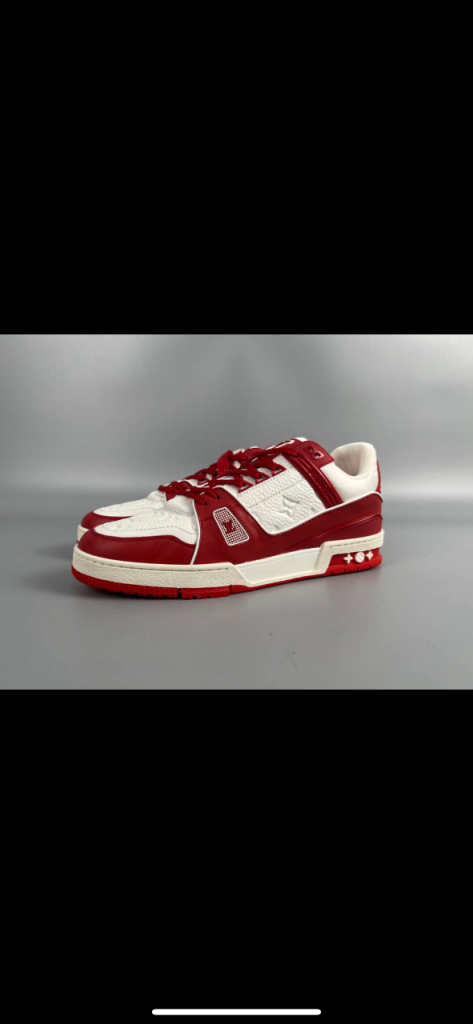 LV ARCH LIGHT SNEAKER