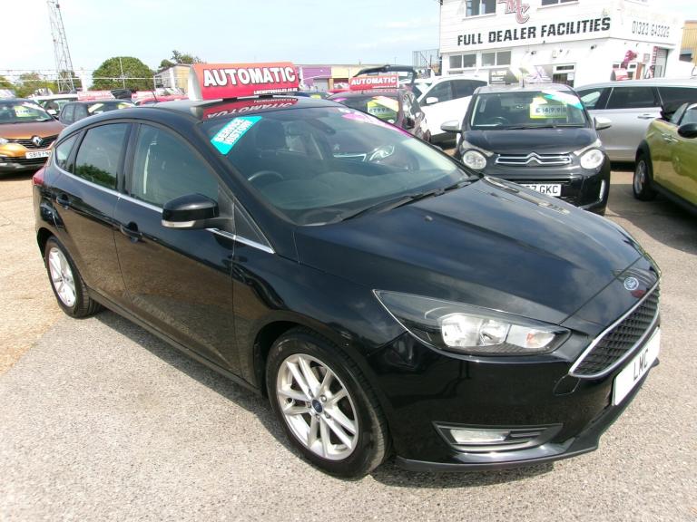2015 Ford Focus Automatic 1.6 Zetec Hatchback 5dr Petrol Powershift Euro 6 (125