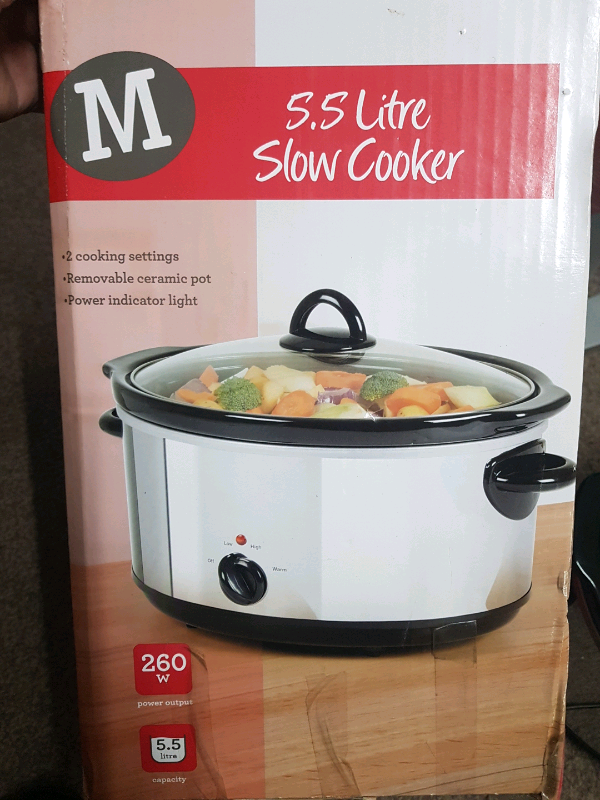 Electric slow cooker 
