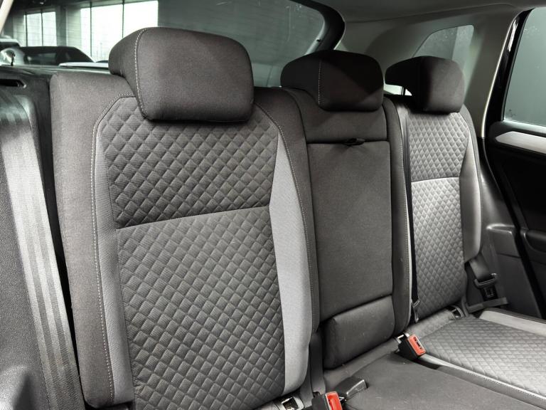 2016 Volkswagen Tiguan 2.0 TDi 150 SE Nav 5dr ESTATE DIESEL Manual