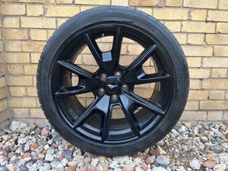 Ford Mustang 19" Alloy Wheel 9J ET45 5x114.3mm HR3C1007RA W Tyre And TPMS 2020