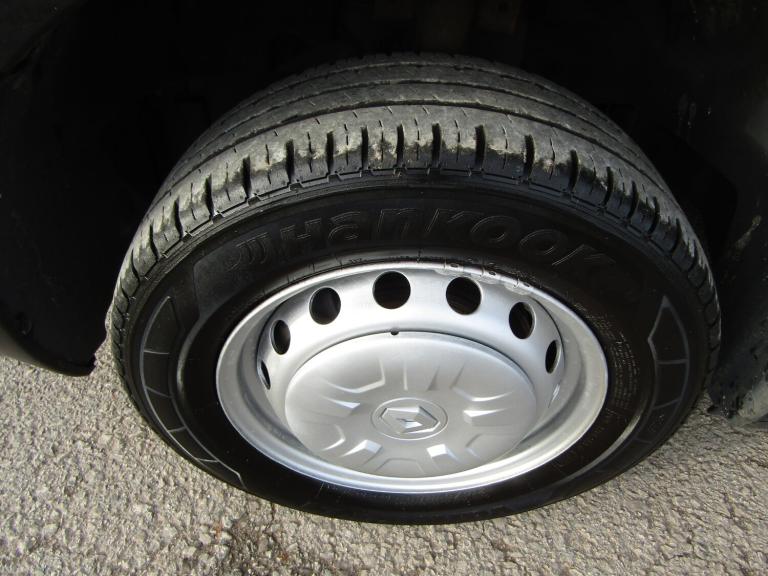 2015 Renault Master 2.3 DCi SL28 AUTOMATIC Wheelchair Accessible Disabled Mobility Vehicle WAV Wh...