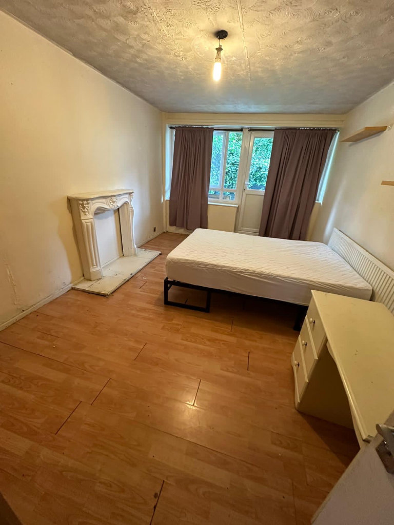 ELEGANT ROOM FOR RENT IN MILE END✅✅
