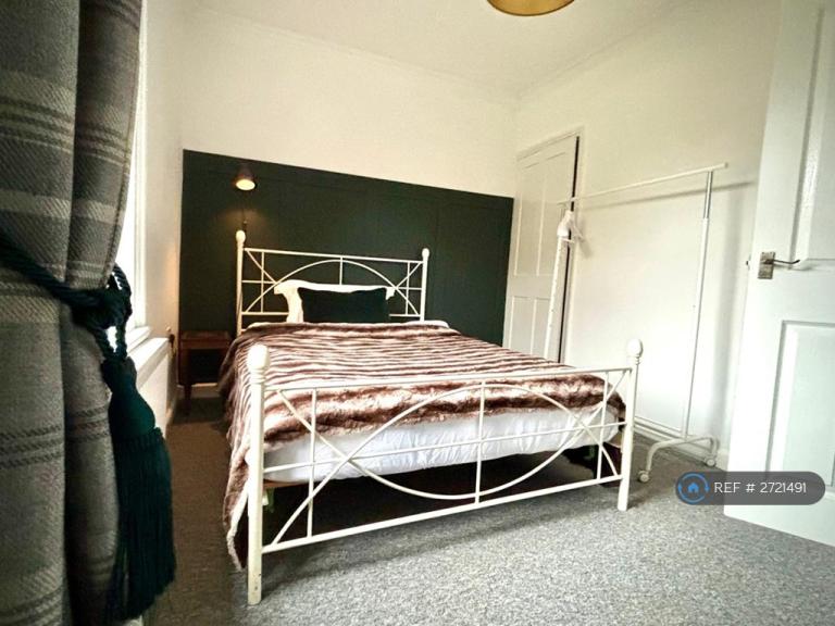 3 bedroom house in Hawk Cottage, Reading, RG1 (3 bed) (#2721491)