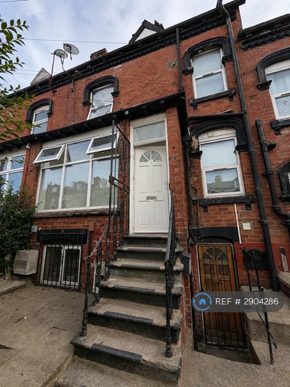 2 bedroom house in Luxor Road, Leeds, LS8 (2 bed) (#2904286)