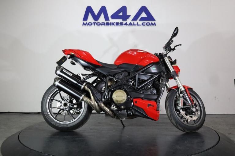 DUCATI STREETFIGHTER 1100 2010