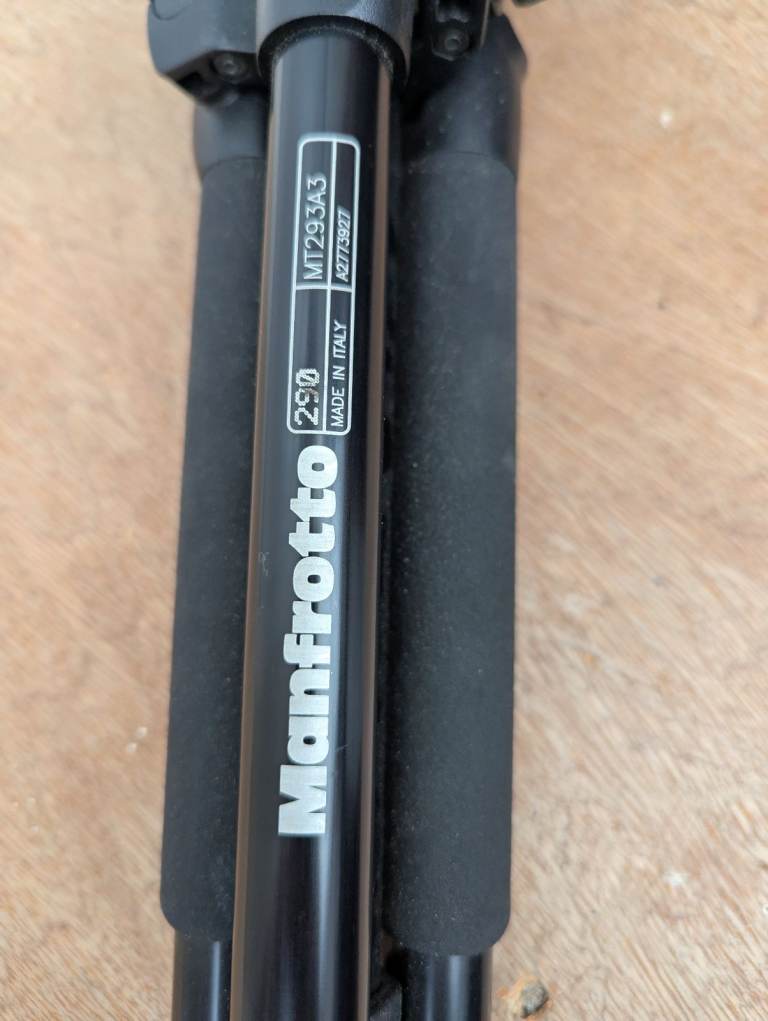 Manfroto 293a3 - Camera Tripod
