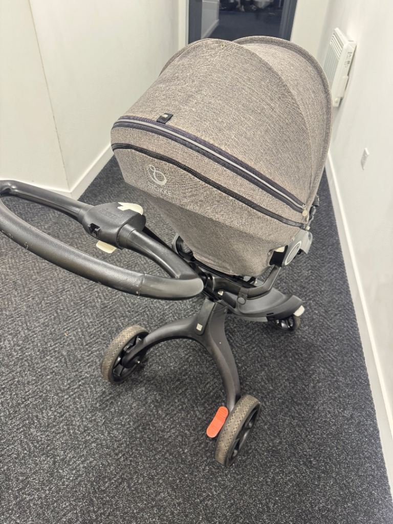 Stokke 3-in-1 Travel System - Excellent Condition