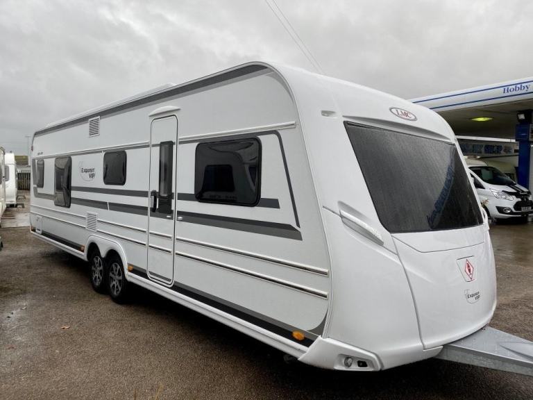 2019 LMC Exquisit 685 VIP 5 berth Fixed island bed ene washroom 15 months warran