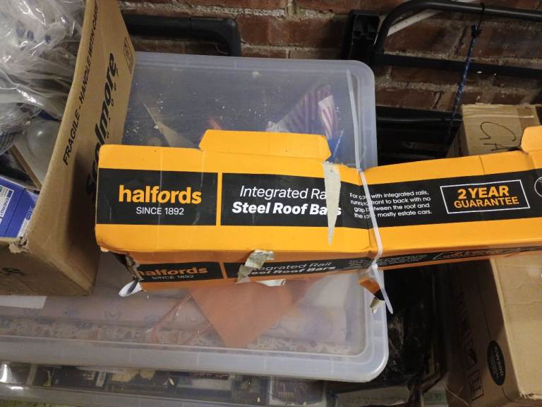 Halford roof bars 