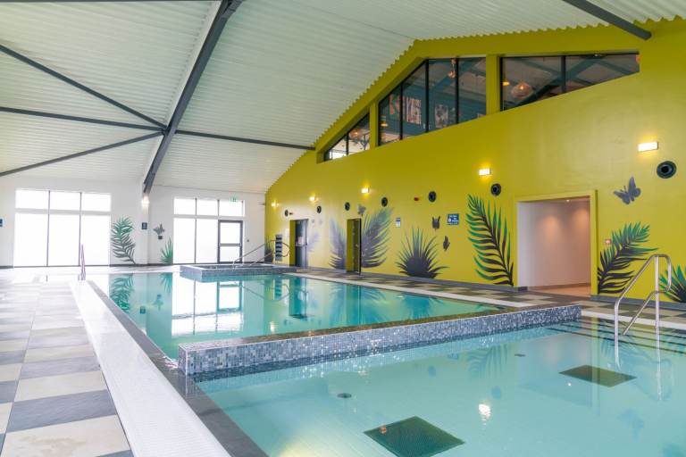 PRE-LOVED 3 BED HOLIDAY HOME IN CORNWALL | 12 MONTH PARK