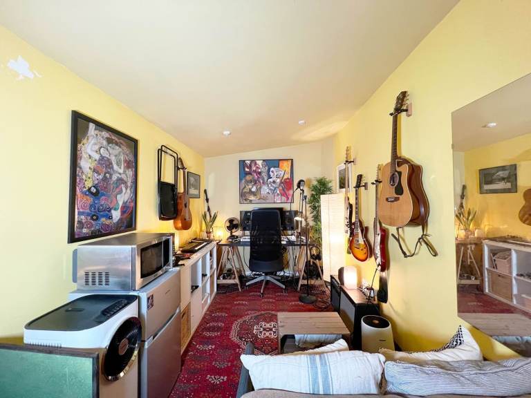 Music Studio | Podcast | SoundProof Room | In Hackney East London E9