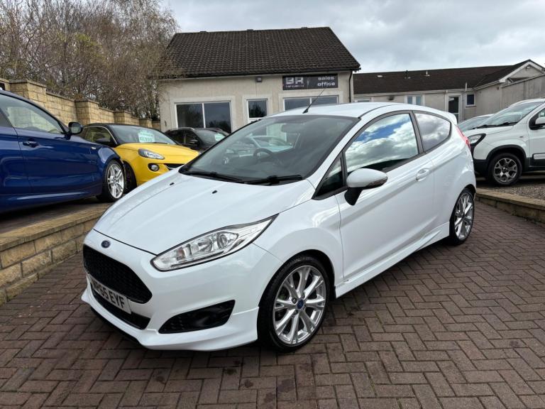 2016 Ford Fiesta 1.0T EcoBoost Zetec S Euro 6 (s/s) 3dr HATCHBACK Petrol Manual