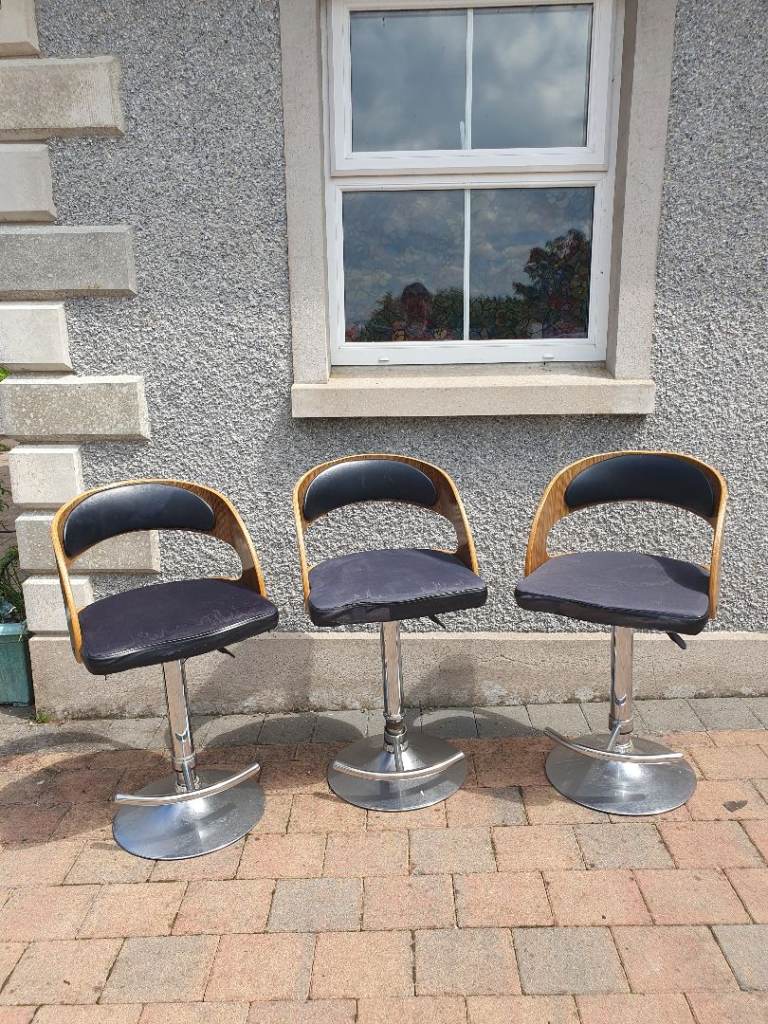 3 retro swivel bar stools Portglenone