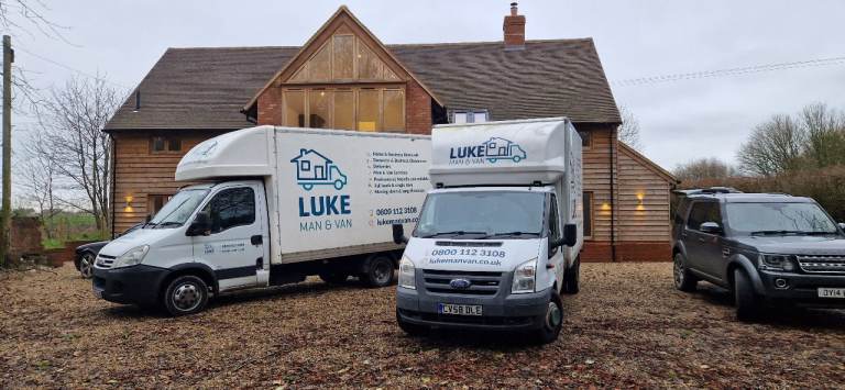 Windsor Man with a Van - House/ Flat Removals, No Deposit to pay, House Clearance,Fully Insured 