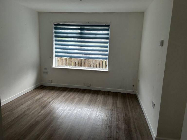 Modern Unfurnished 3 Bedroom  Semi-detacheds House to rent