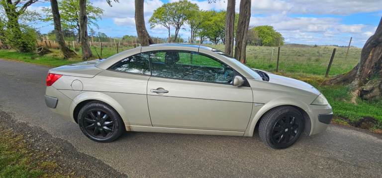Renault, MEGANE, Convertible, 2006, Manual, 1598 (cc), 2 doors