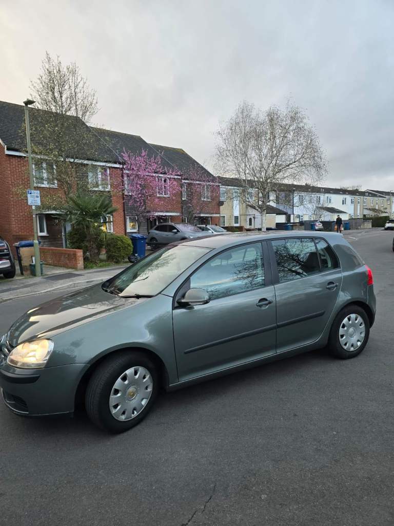 Volkswagen Golf Mk5 1.6 FSI PETROL