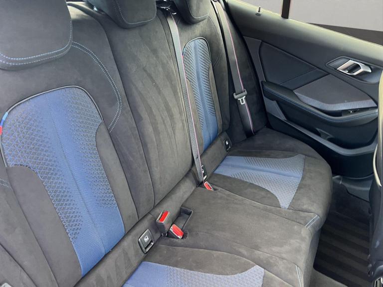 2022 BMW 1 Series 2.0 M135i Auto xDrive Euro 6 (s/s) 5dr HATCHBACK Petrol Automatic