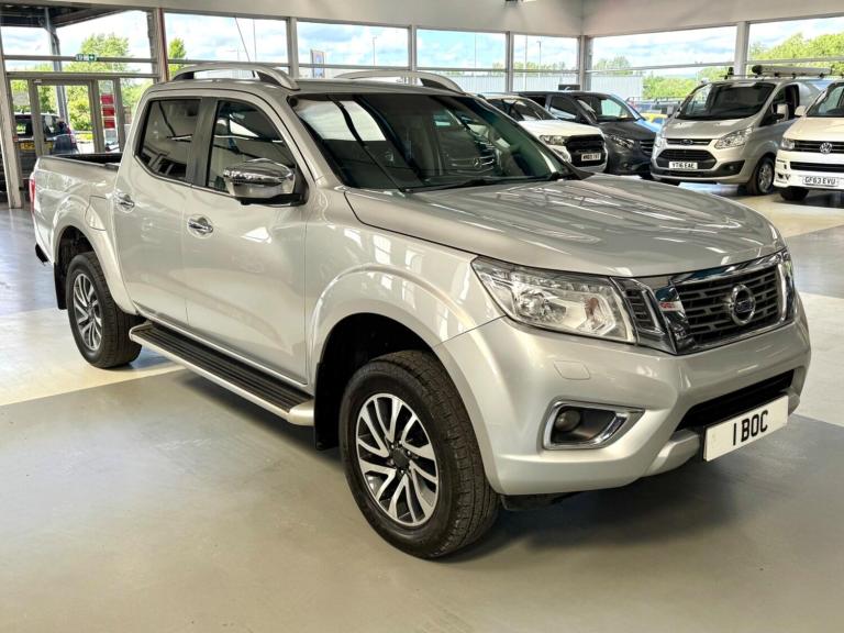 2018 Nissan Navara Double Cab Pick Up Tekna 2.3dCi 190 4WD PICK UP DIESEL Manual