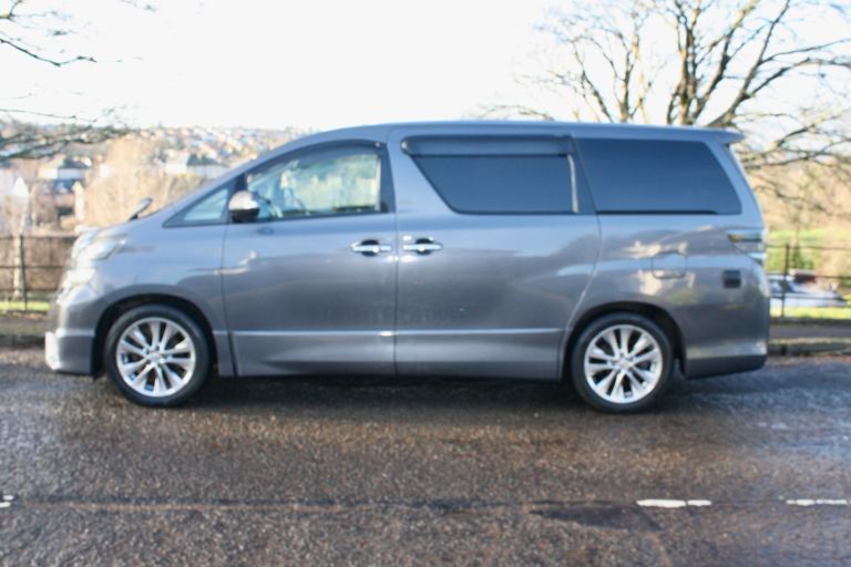 2010 TOYOTA ALPHARD/VELLFIRE 2.4 FRESHLY IMPORTED BRAND NEW 2 BERTH CONVERSION