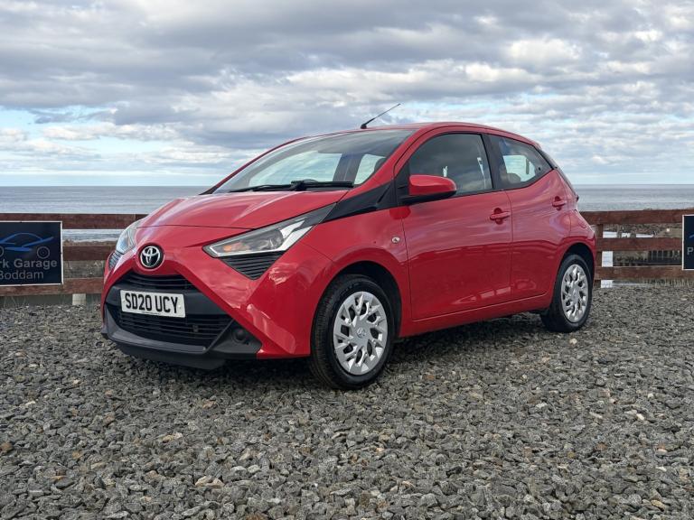 TOYOTA AYGO 1.0 VVT-i x-play 2020