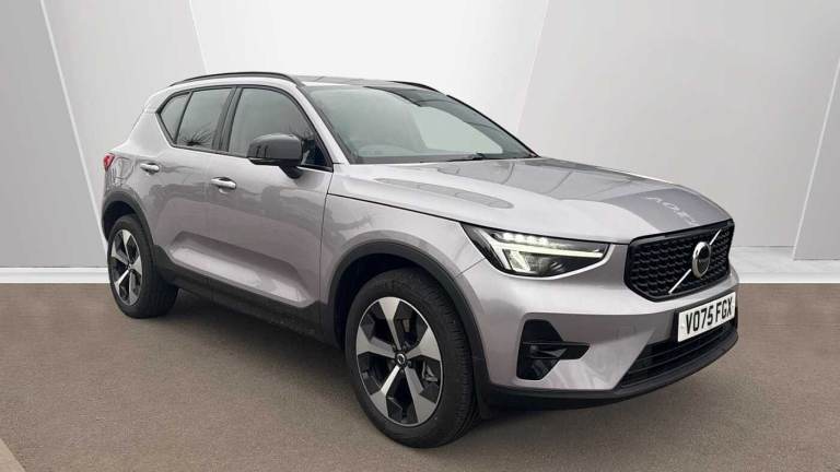 2025 Volvo XC40 2.0 B3P Plus Dark 5dr Auto SUV Petrol Automatic