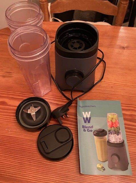 Weight Watchers Blend & Go Personal Blender with Two Cups 