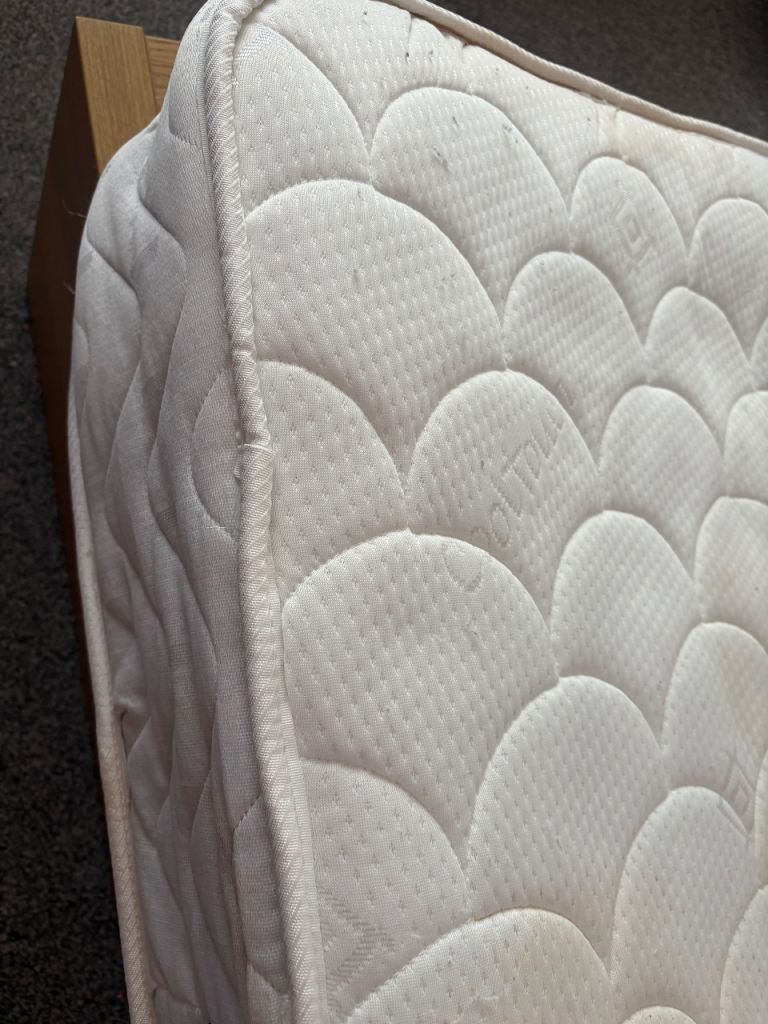 Single mattress free 