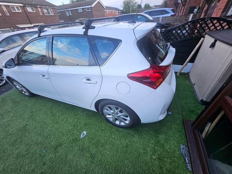 Toyota, AURIS, Hatchback, 2013, Manual, 1364 (cc), 5 doors