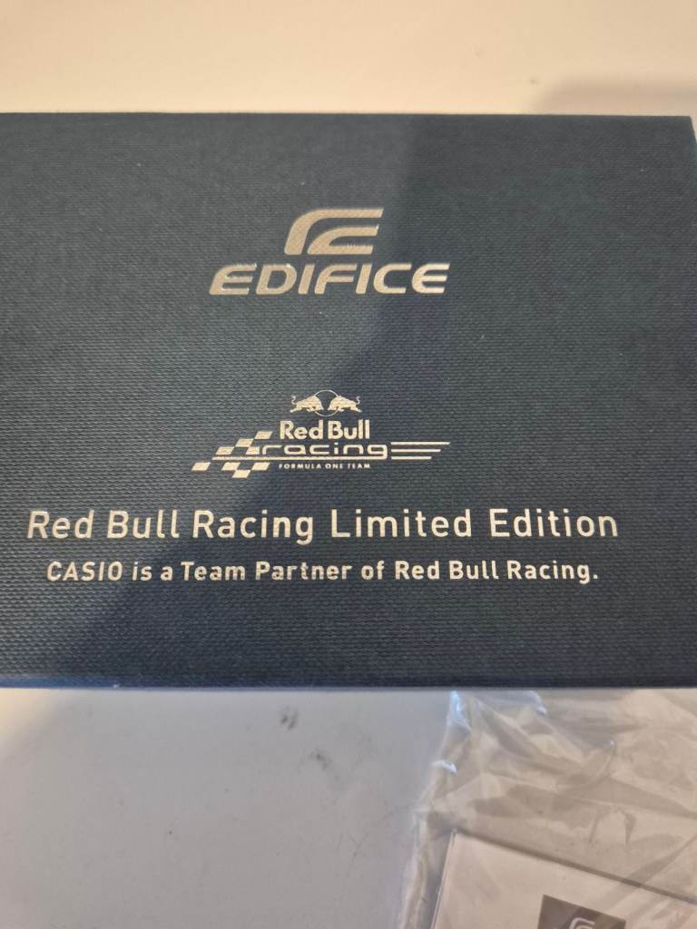 MENS REDBULL LIMITED EDITION WATCH 