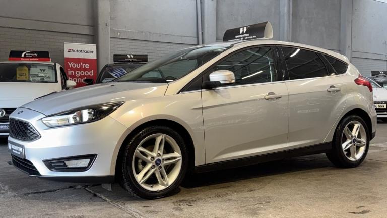 FORD FOCUS 1.0 T EcoBoost Zetec Silver 5dr LOW TAX+1 KEEPER+DAB 2015