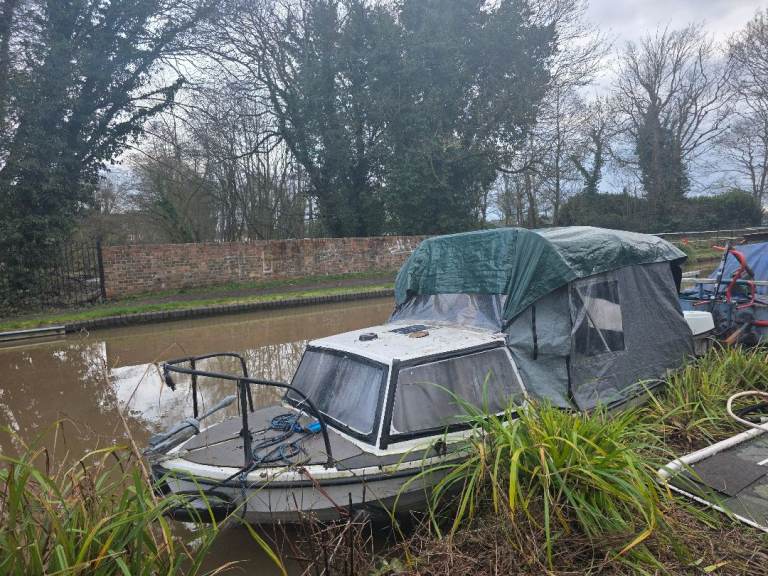 15FT Boat day cruiser canal/ fishing ect project