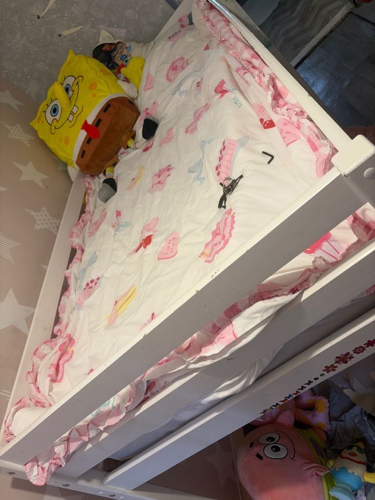 Medi cabin bed READ DESCRIPTION 