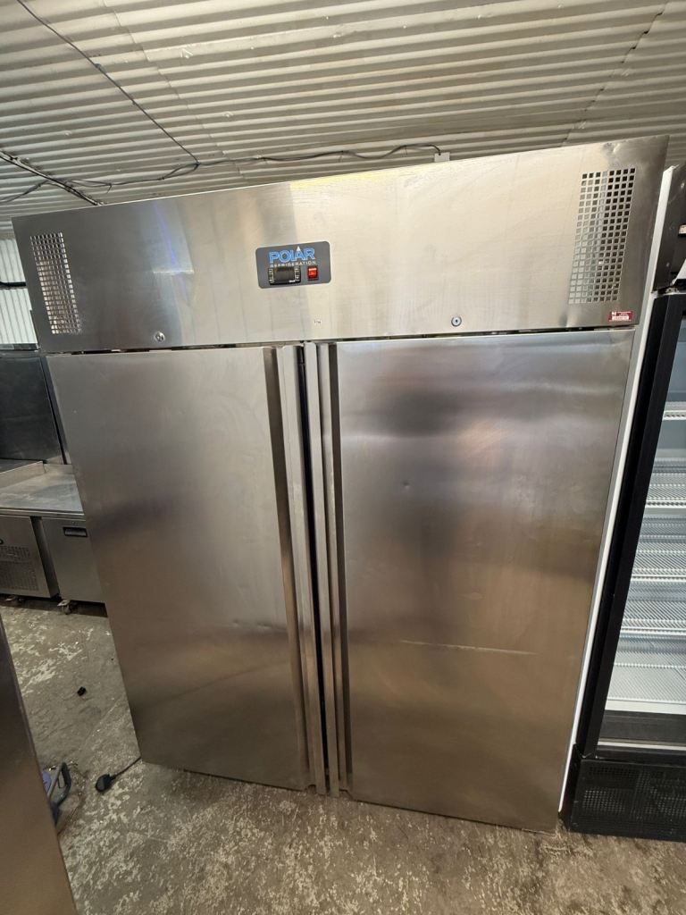 Commercial double door foster fridge cafe shop restaurant takeaway 
