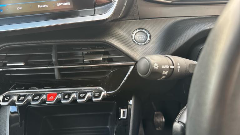 2021 Peugeot 2008 1.2 PureTech Active Premium 5dr Petrol Estate Estate Petrol Manual