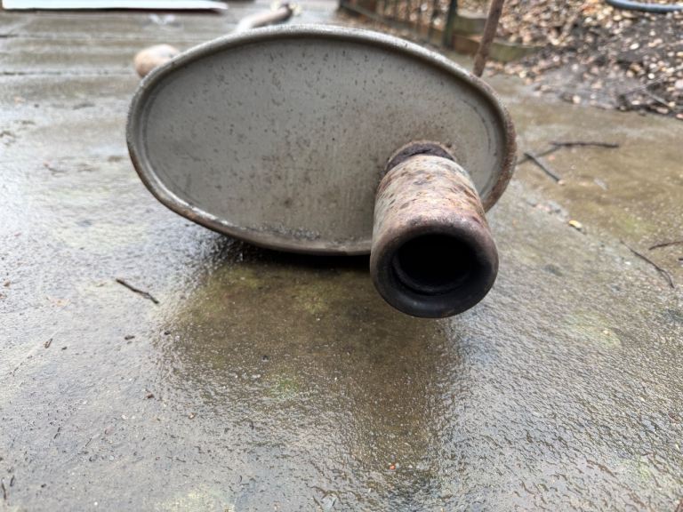 Exhaust Mini One R50, R53 - need welding 