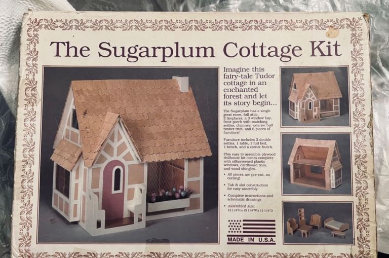 DIY Sugarplum Cottage