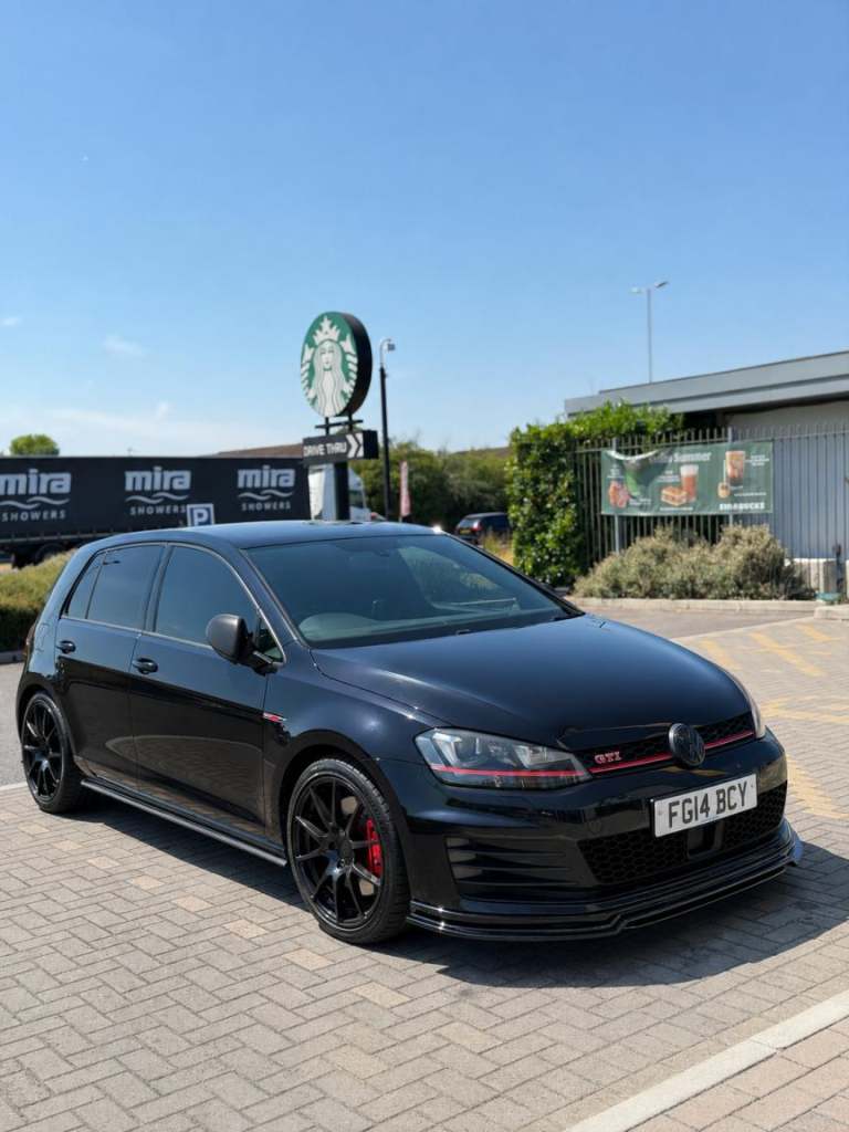VOLKSWAGEN GOLF 2.0 TSI BlueMotion Tech GTI Performance 2014