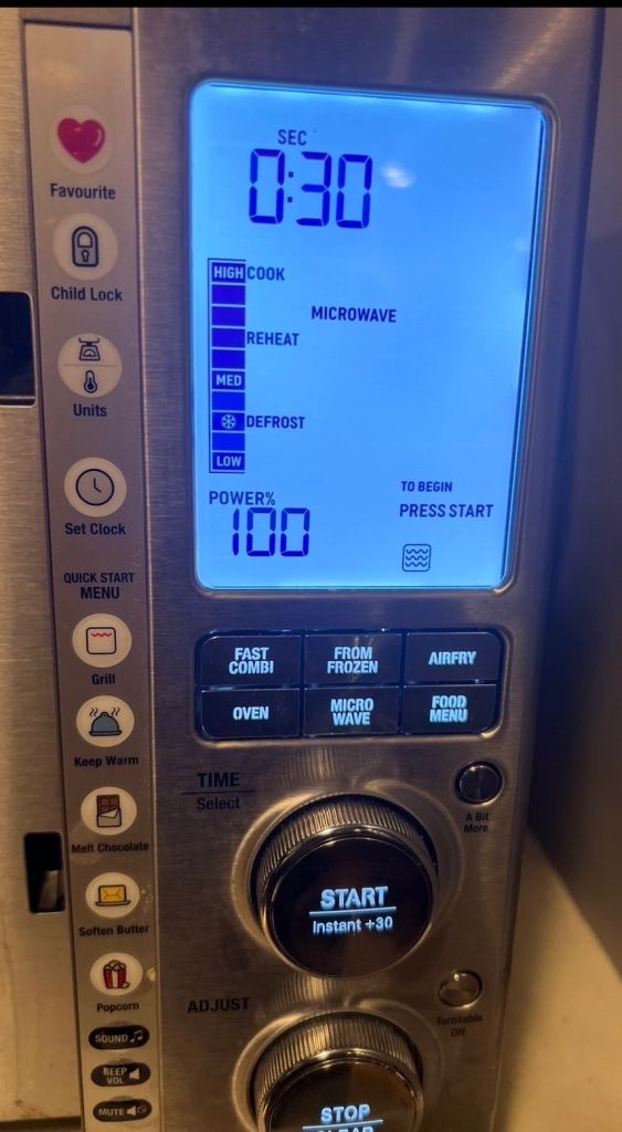 £40 rrp £354 Microwave/air fryer/oven combo