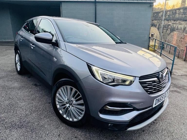 2019 Vauxhall Grandland X 1.5 Turbo D Tech Line Nav 5dr HATCHBACK DIESEL Manual
