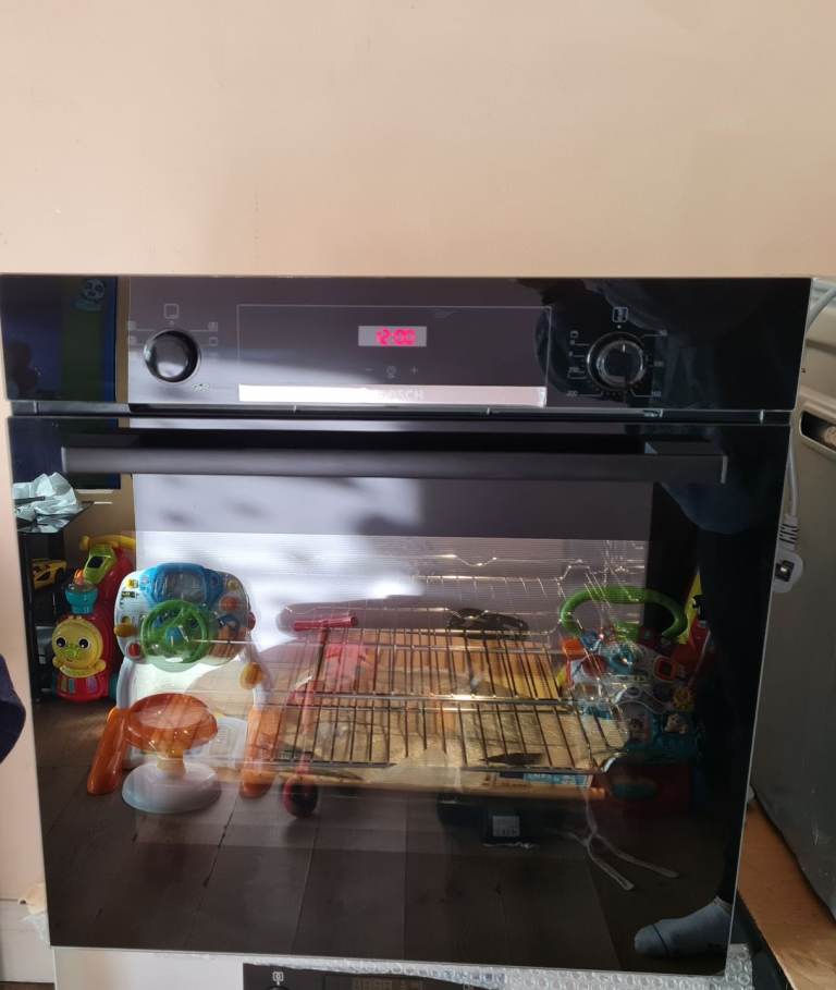 Bosch Serie4 Steam single electric oven built-in black 60cm multifunction 