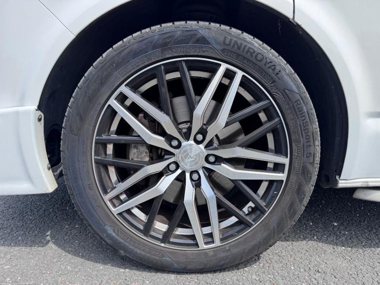 2018 VOLKSWAGEN TRANSPORTER T6 SPORTLINE 204BHP DSG. POP TOP. SOLAR.NO VAT