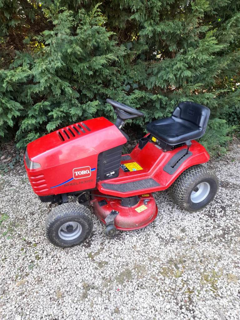 Toro Wheel Horse - Ride on lawn mower - Spares and repairs