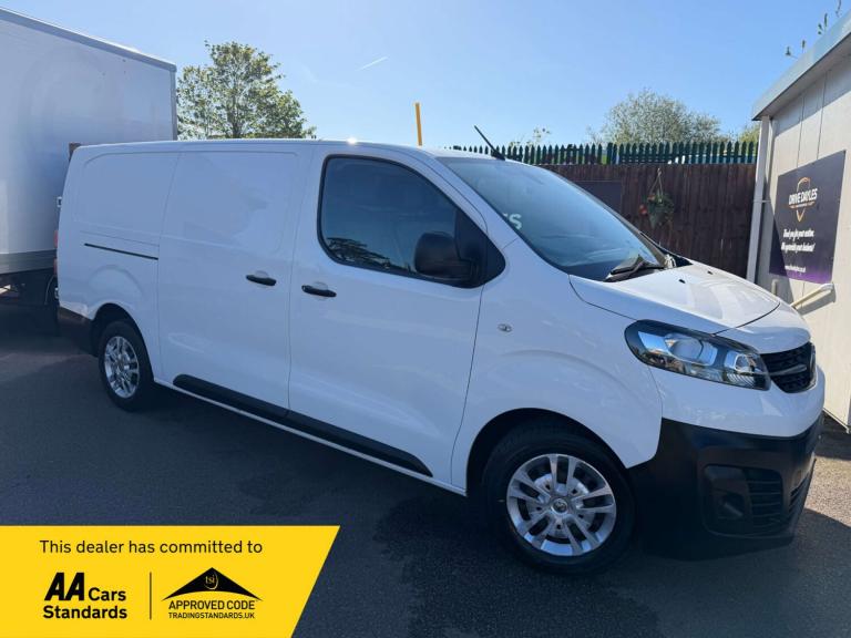 2021 Vauxhall Vivaro 1.5 Vivaro 2900 Dynamic S/S Panel Van Diesel Manual