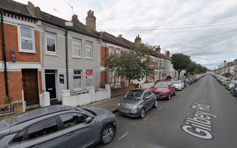 BENEFITS ACCEPTED - Studio Flat Available in Tooting Wandsworth SW17
