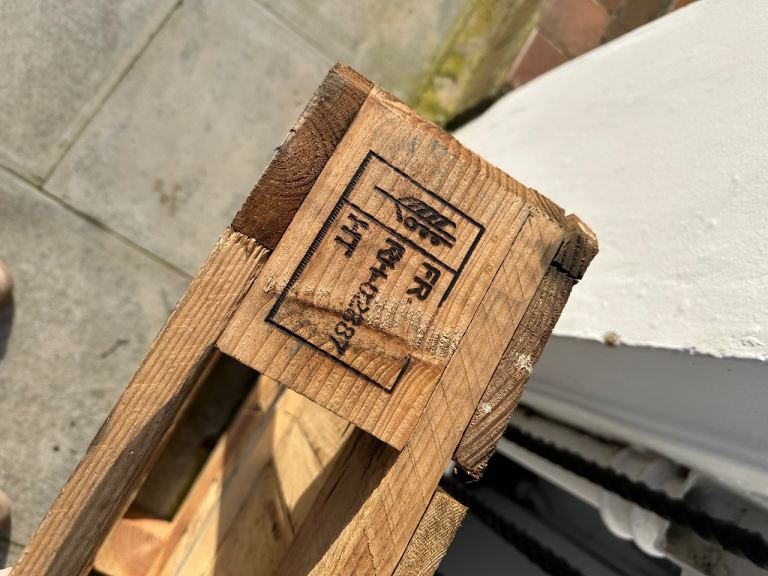 Wood pallet - collection only