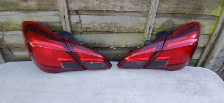CORSA E FULL SET OF REAR LIGHTS 2014  - 2020